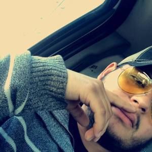 Meet your Posher, Cesar